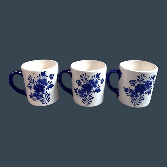Vintage Handpainted Delft Blue 3D Tulip Floral Design Ceramic Coffee Mug Set 3 - Picture 8 of 11